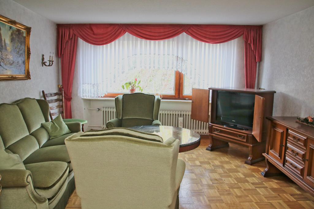 Ferienhaus Am Doctorberg 베른카슈텔쿠에스 외부 사진